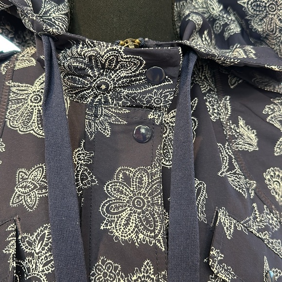 RAINCOAT ☔️ CUTEST ONE AROUND! HEI HEI Navy & White Print Raincoat - Picture 5 of 15